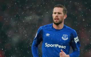 竞彩网入口：英超历史最快达成50场零封门将排名，切赫傲视群雄，拉亚闪耀前五